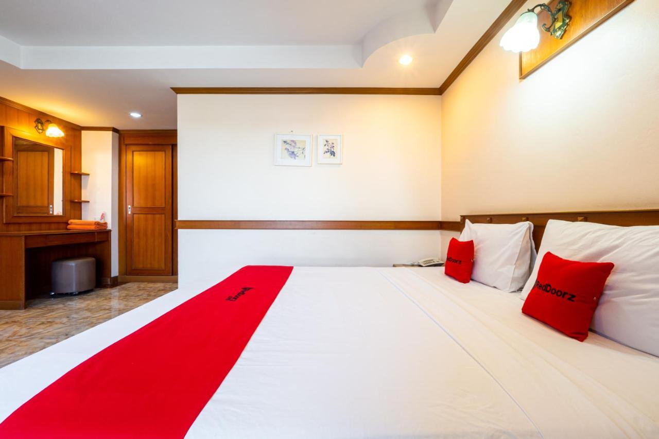 فندق Reddoorz Navin Mansion 3 باتايا المظهر الخارجي الصورة
