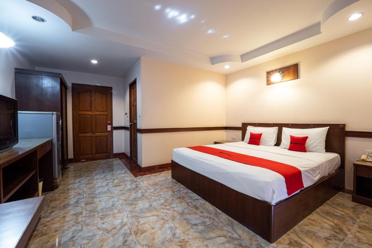 فندق Reddoorz Navin Mansion 3 باتايا المظهر الخارجي الصورة