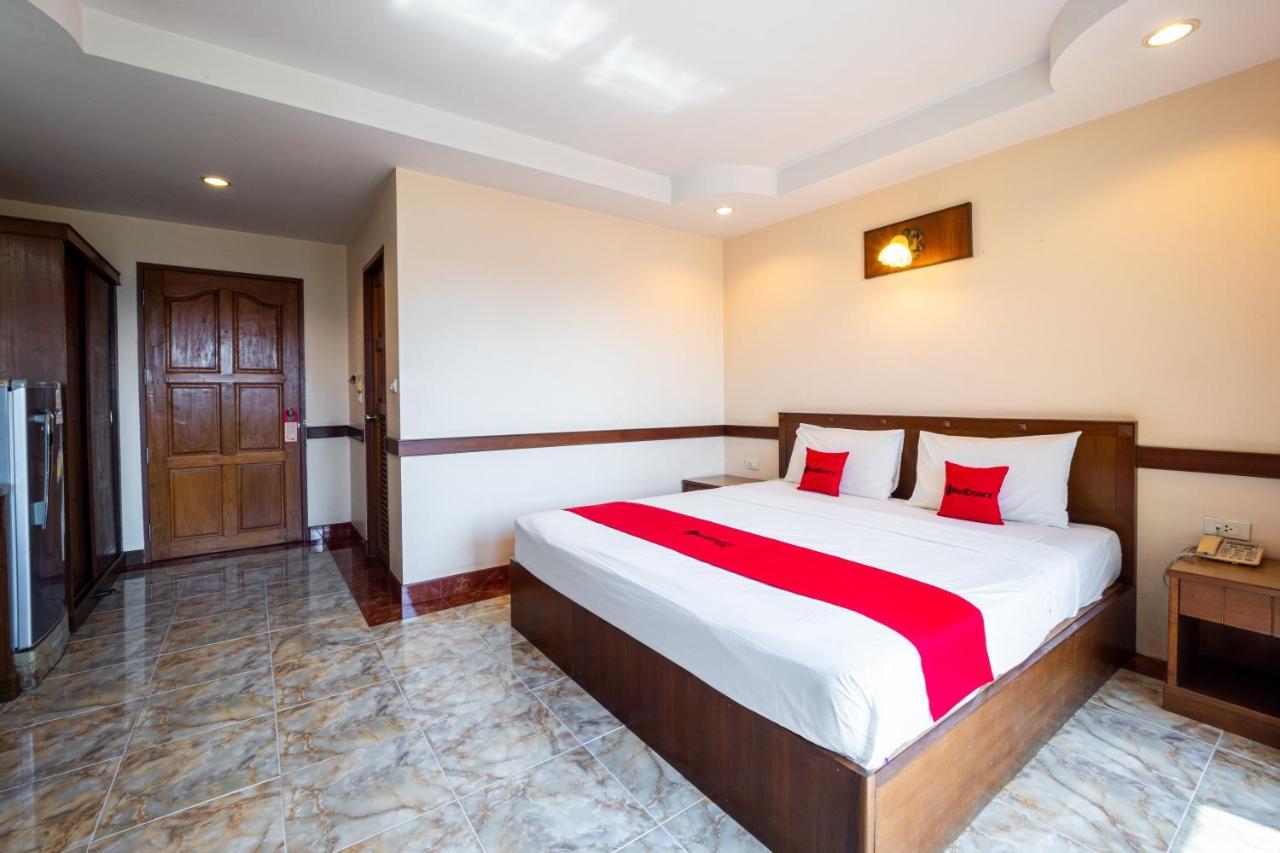 فندق Reddoorz Navin Mansion 3 باتايا المظهر الخارجي الصورة