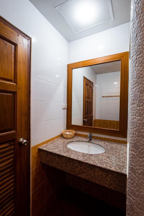 فندق Reddoorz Navin Mansion 3 باتايا المظهر الخارجي الصورة